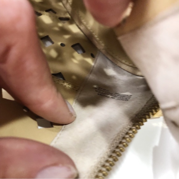 NWOT Michael Kors Women's Shoe - Picture 12 of 12